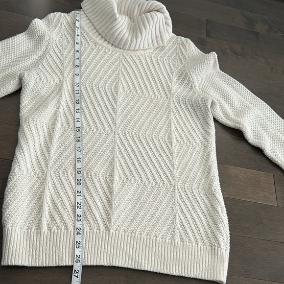 REITMANS Women’s Beige Cream Pullover Cowl Neck Turtleneck Sweater, Pullover - Picture 11 of 11